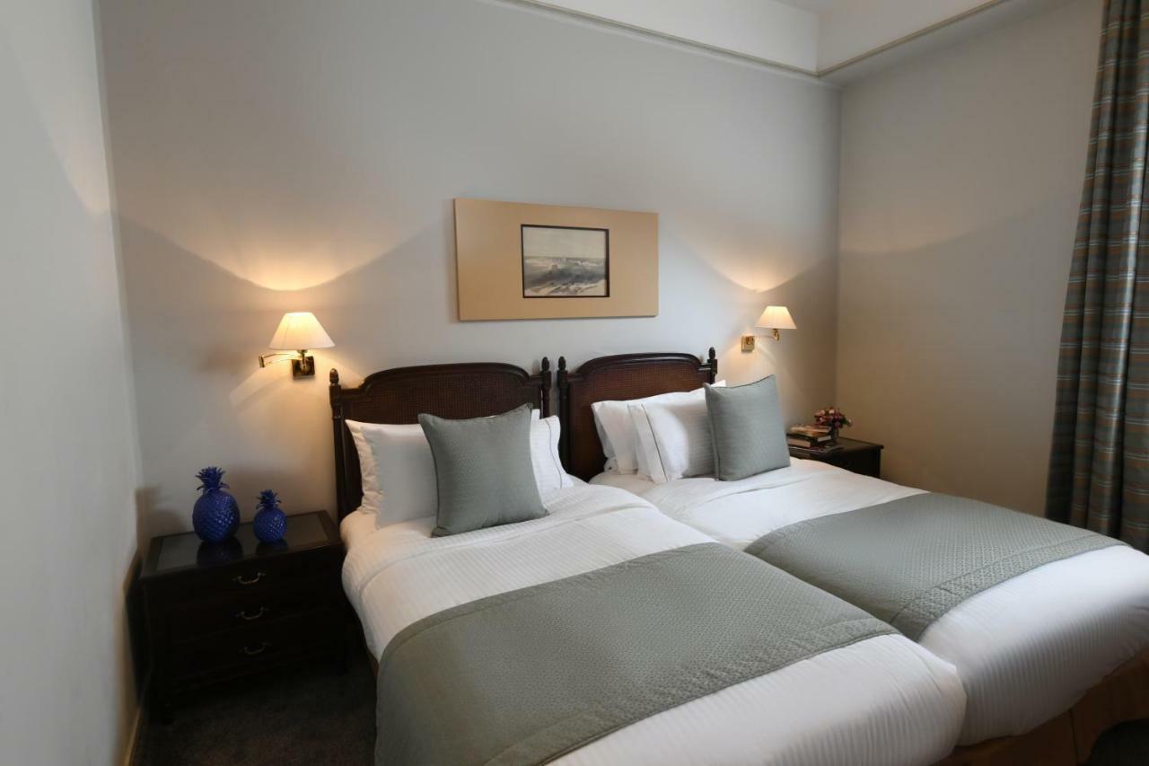 Le Bristol Hotel Beirut Exterior photo